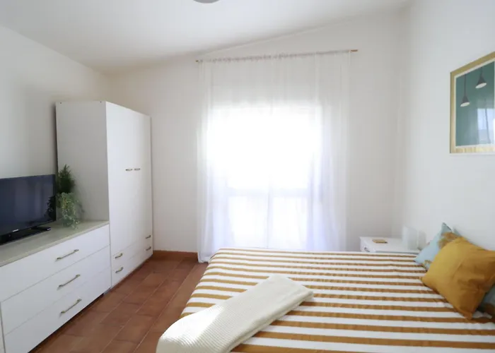 Salt Whisper - Trilocale Inondato Di Luce Apartman La Caletta